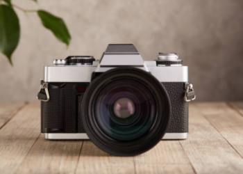 Camera Buying Guide: How to Choose the Right Camera for Your Needs